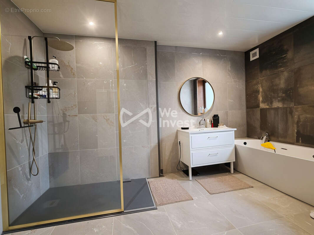 Maison à POURU-SAINT-REMY