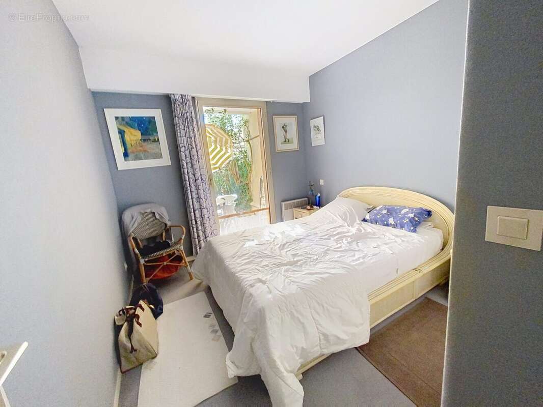 Appartement à MOUGINS