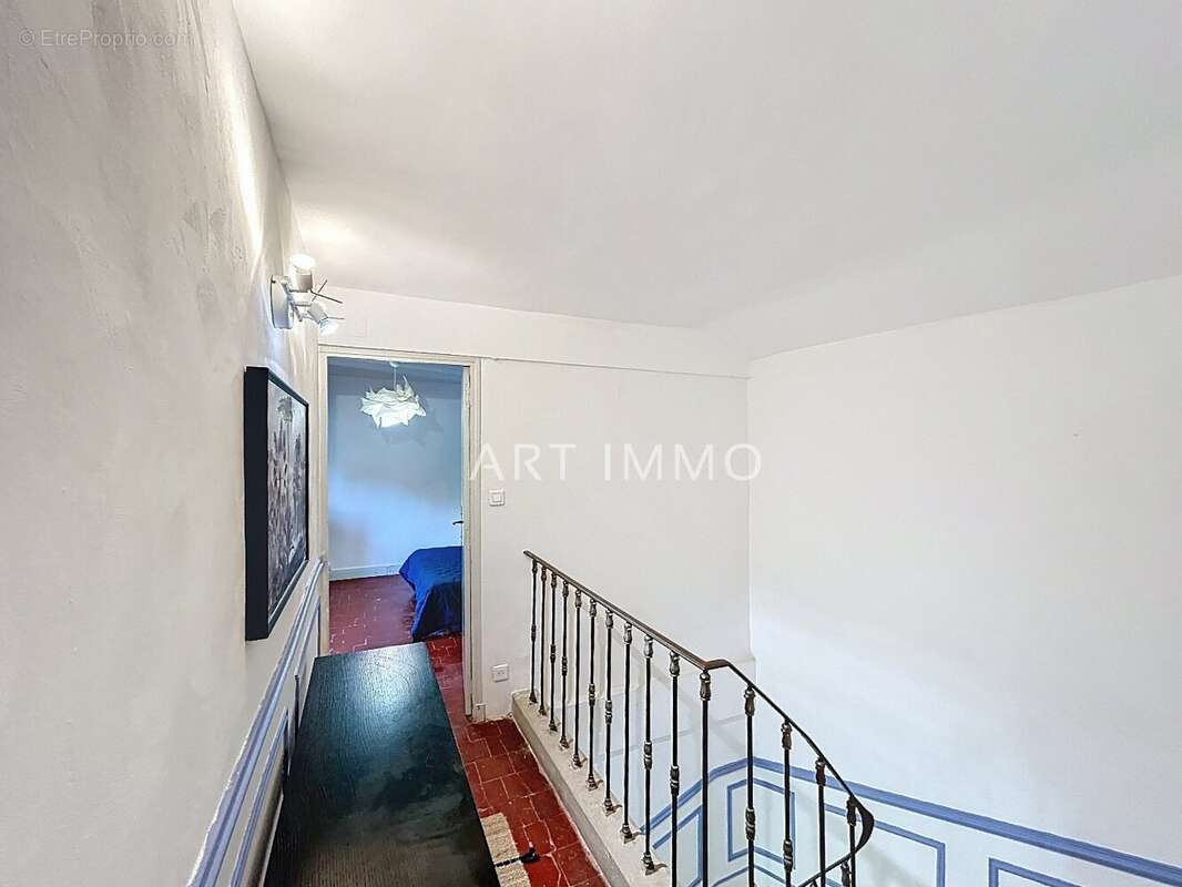 Maison à FONTAINE-DE-VAUCLUSE