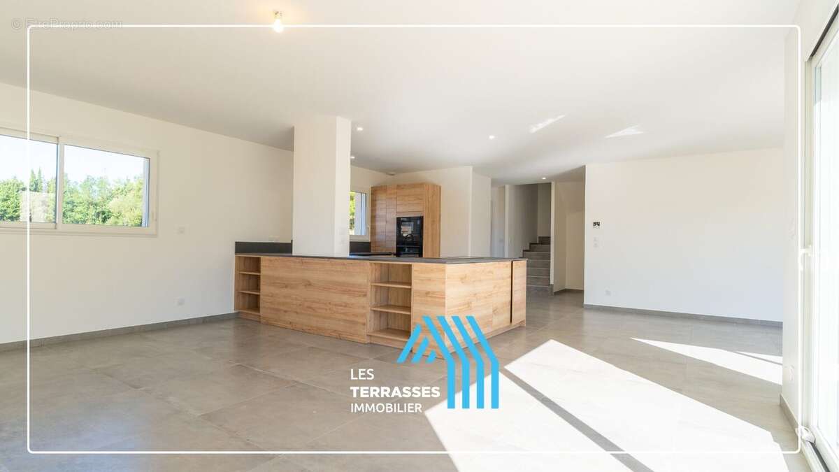 Maison à PIERRELATTE