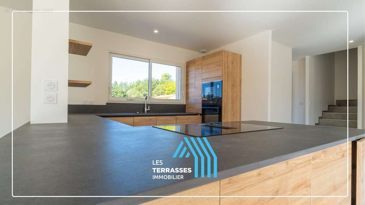 Maison à PIERRELATTE