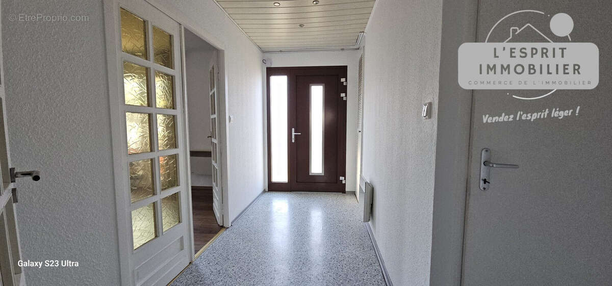 Maison à LIXING-LES-ROUHLING