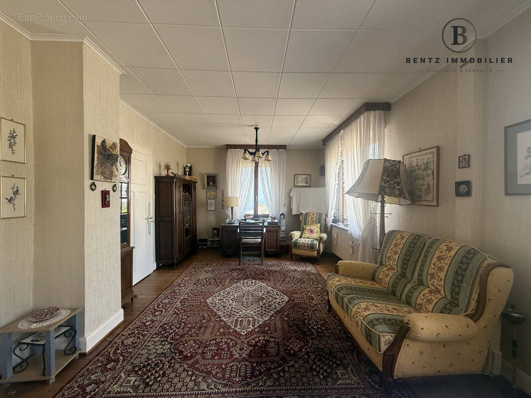 Maison à NIEDERHAUSBERGEN