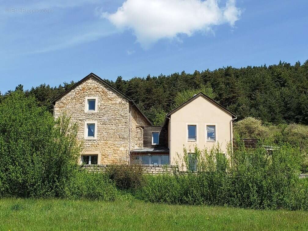Maison à LA CANOURGUE