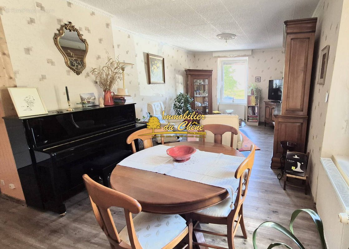 Maison à LUXEUIL-LES-BAINS