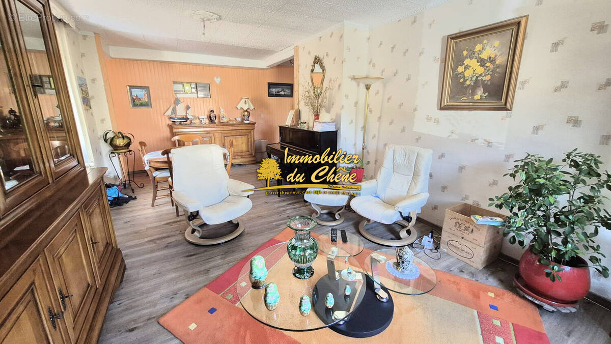 Maison à LUXEUIL-LES-BAINS