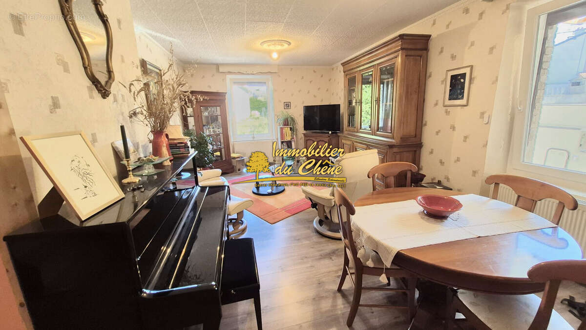 Maison à LUXEUIL-LES-BAINS