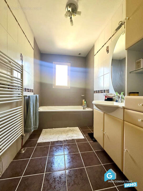 Maison à COMBERTAULT