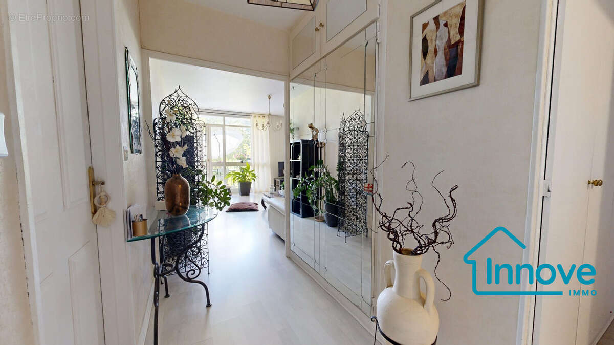 Appartement à VELIZY-VILLACOUBLAY