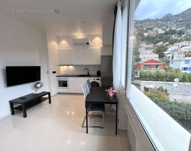 Appartement à EZE