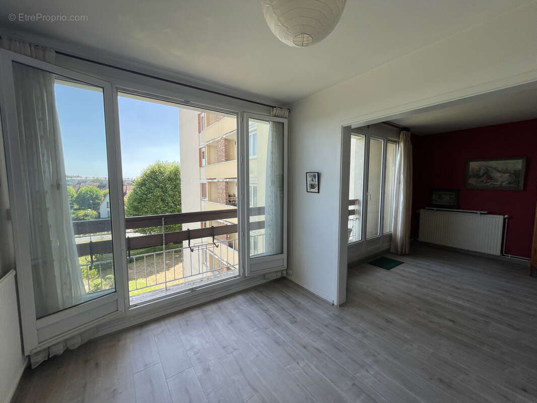 Appartement à PONTOISE