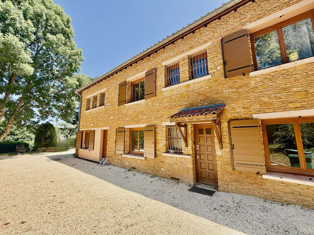 Maison à SALLES-ARBUISSONNAS-EN-BEAUJOLAIS