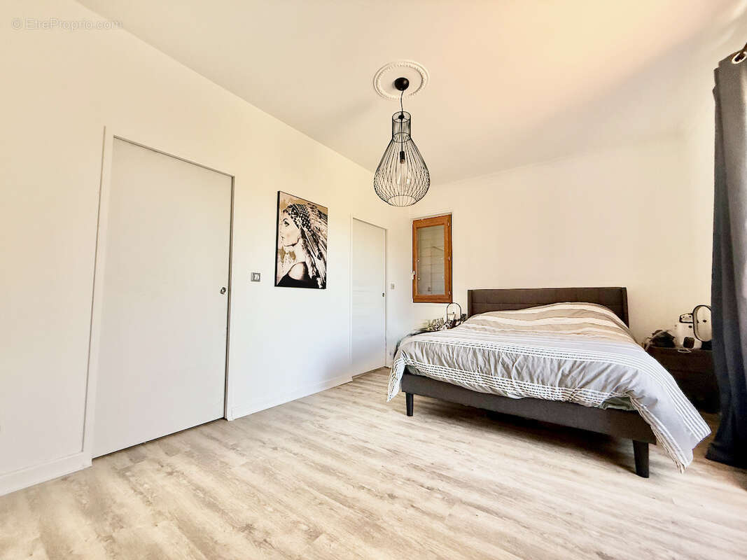 Maison à SALLES-ARBUISSONNAS-EN-BEAUJOLAIS