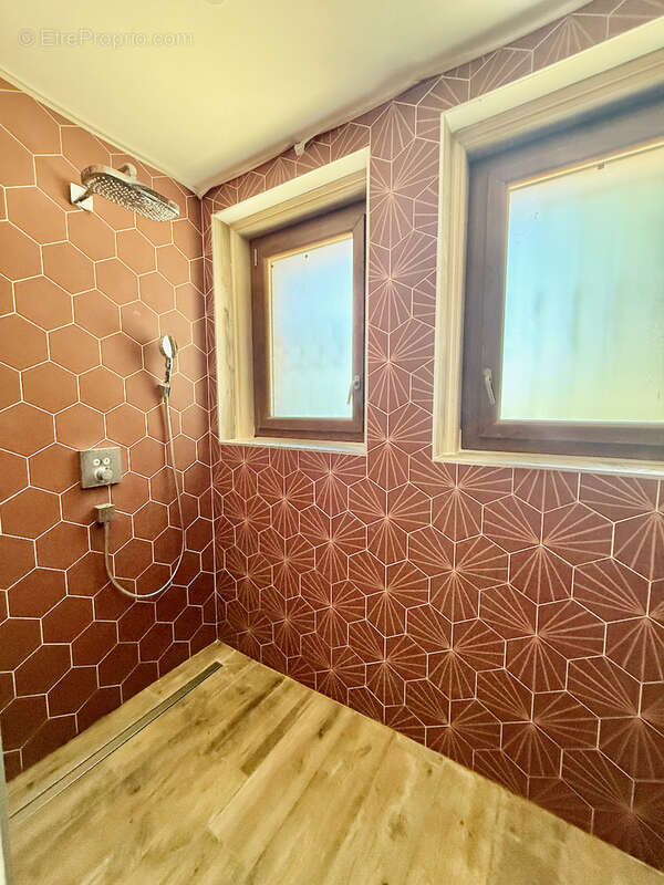 Maison à SALLES-ARBUISSONNAS-EN-BEAUJOLAIS