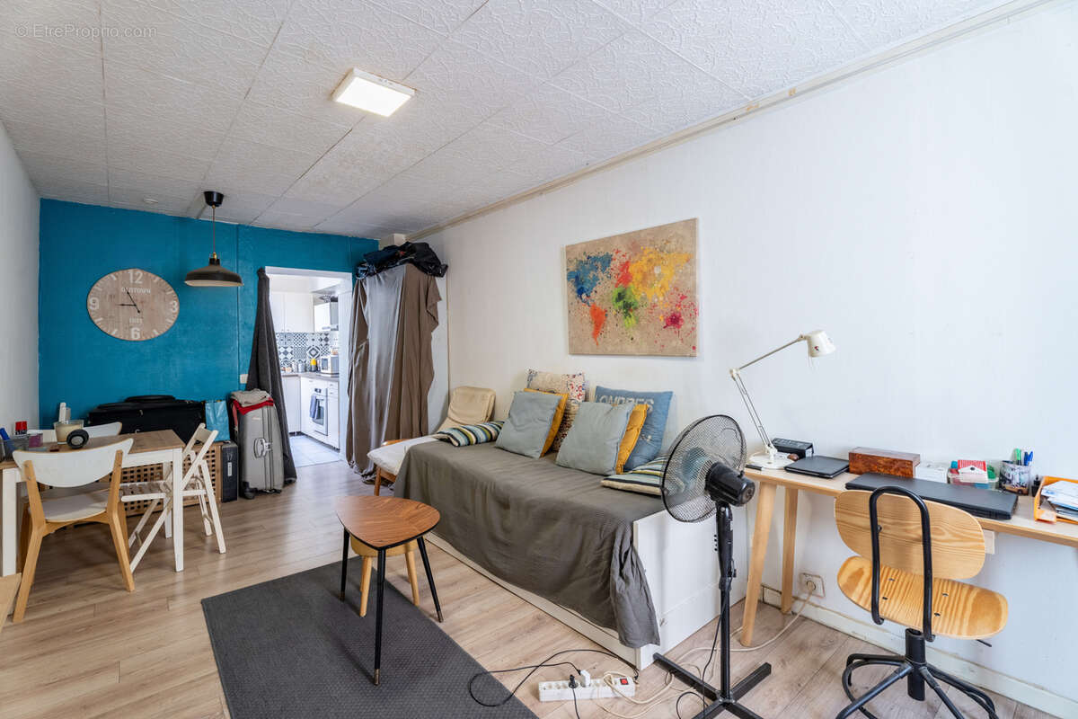 Appartement à MARSEILLE-5E