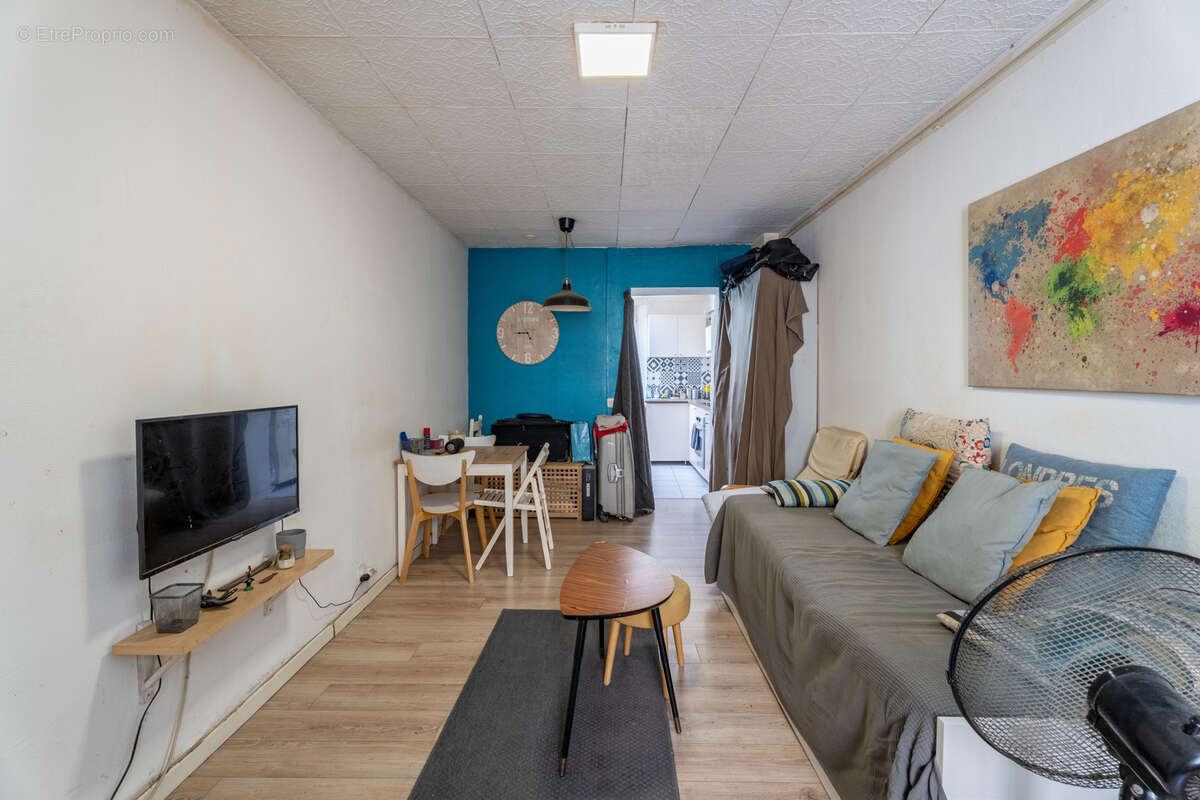 Appartement à MARSEILLE-5E