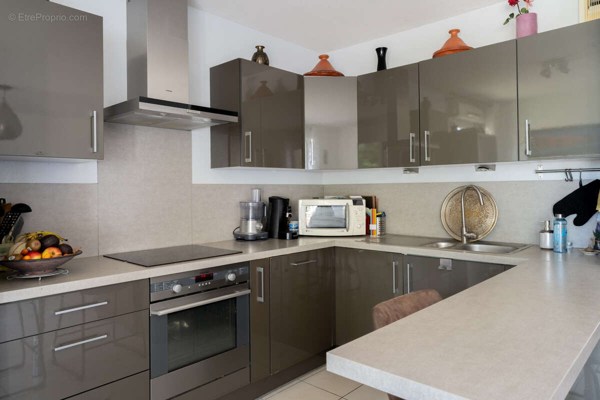 Appartement à MARSEILLE-14E