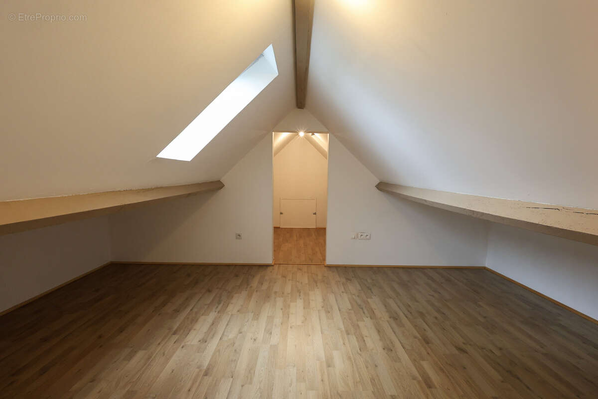 Maison à SAINTRY-SUR-SEINE