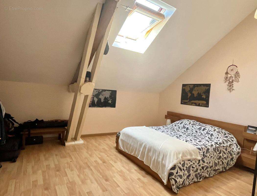 Maison à MEZIDON-CANON