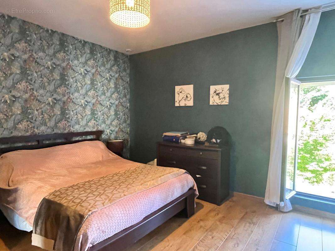 Maison à MEZIDON-CANON