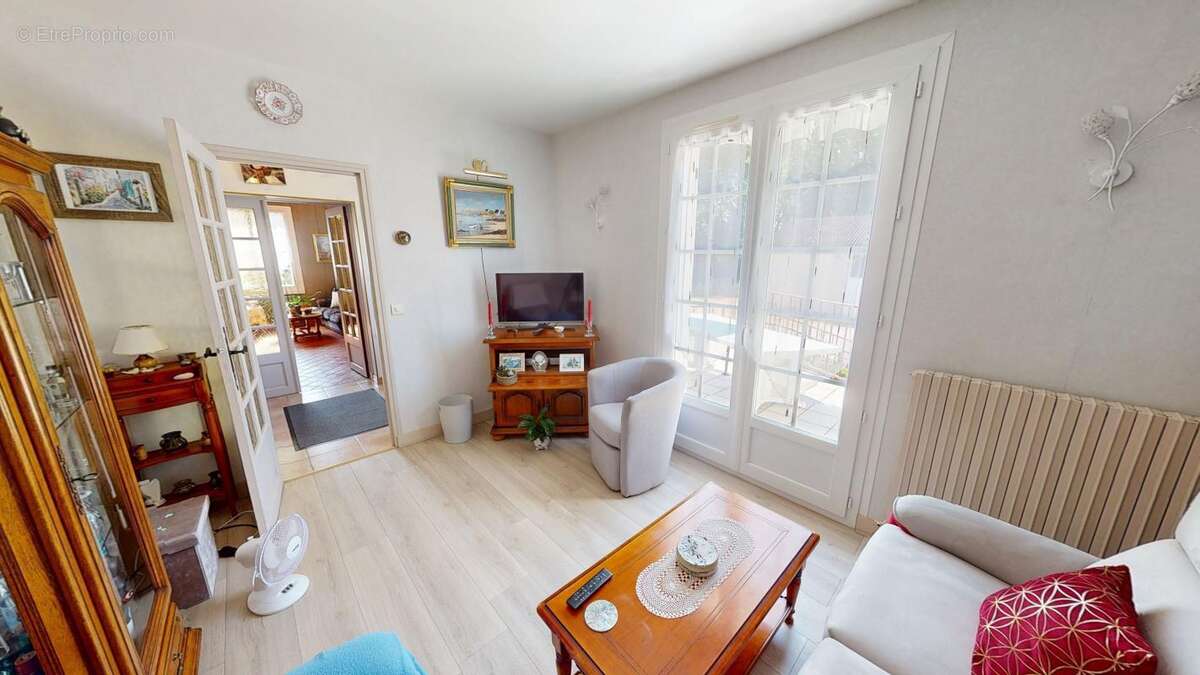 Maison à SAINT-BOUIZE