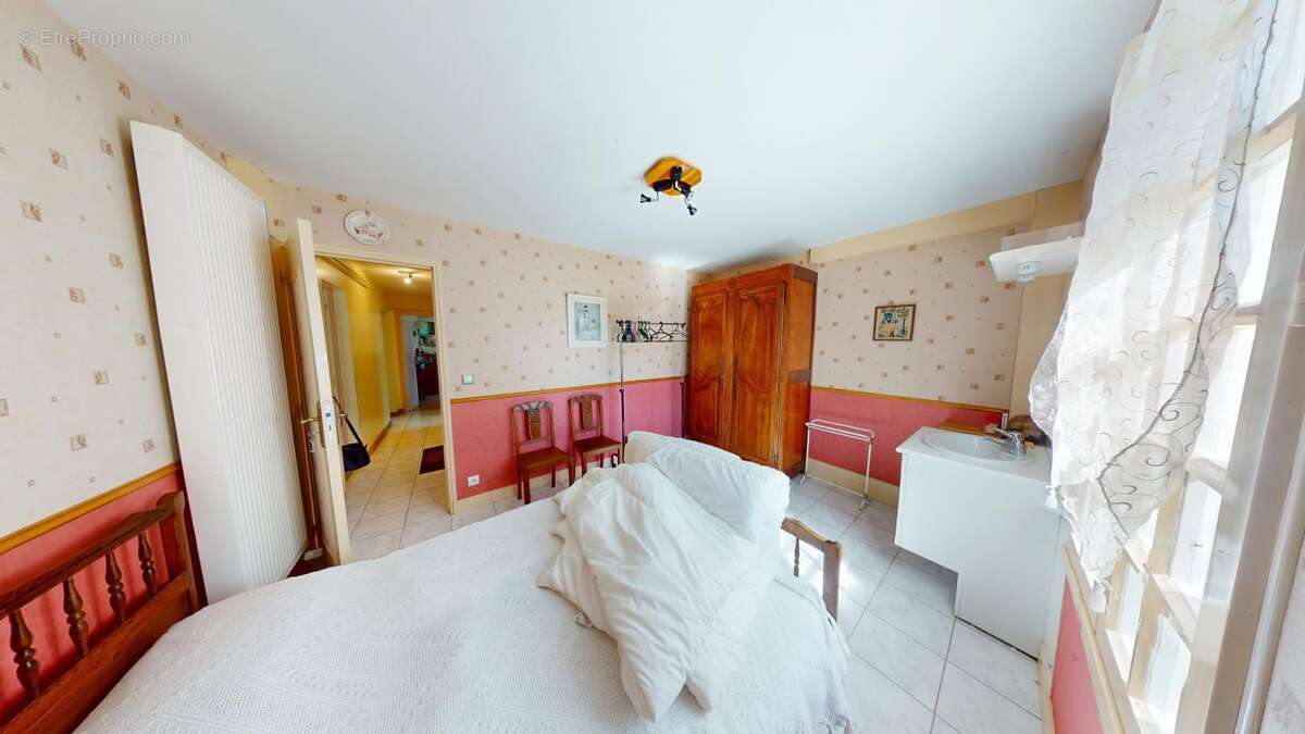 Maison à SAINT-BOUIZE