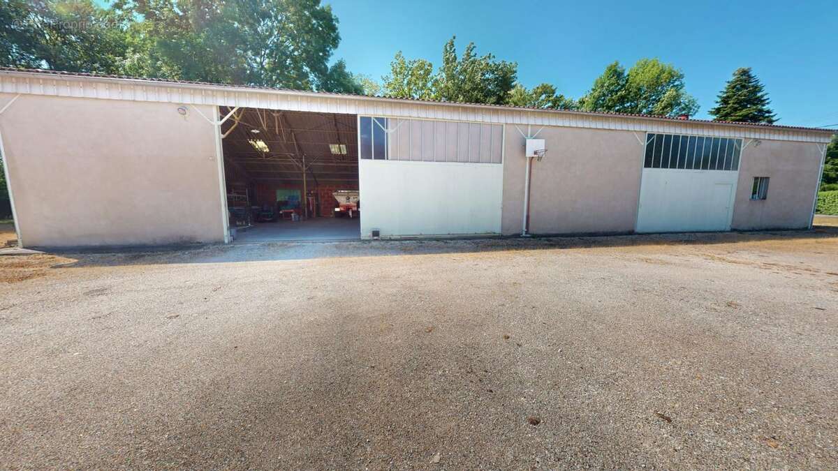 Maison à SAINT-BOUIZE