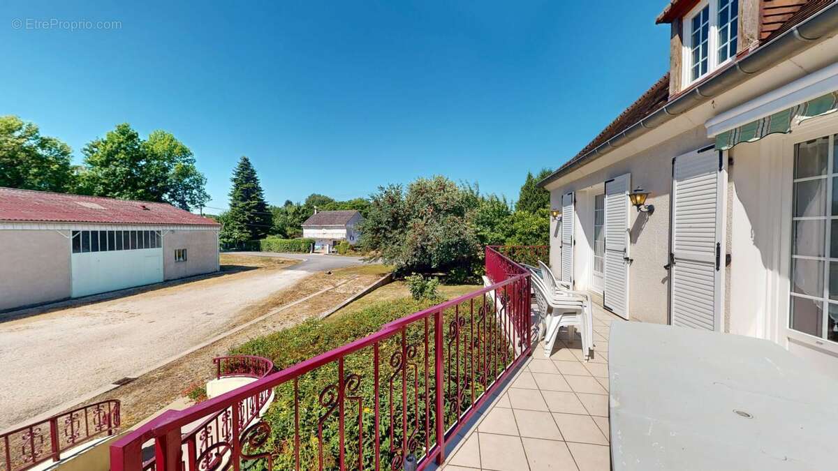 Maison à SAINT-BOUIZE