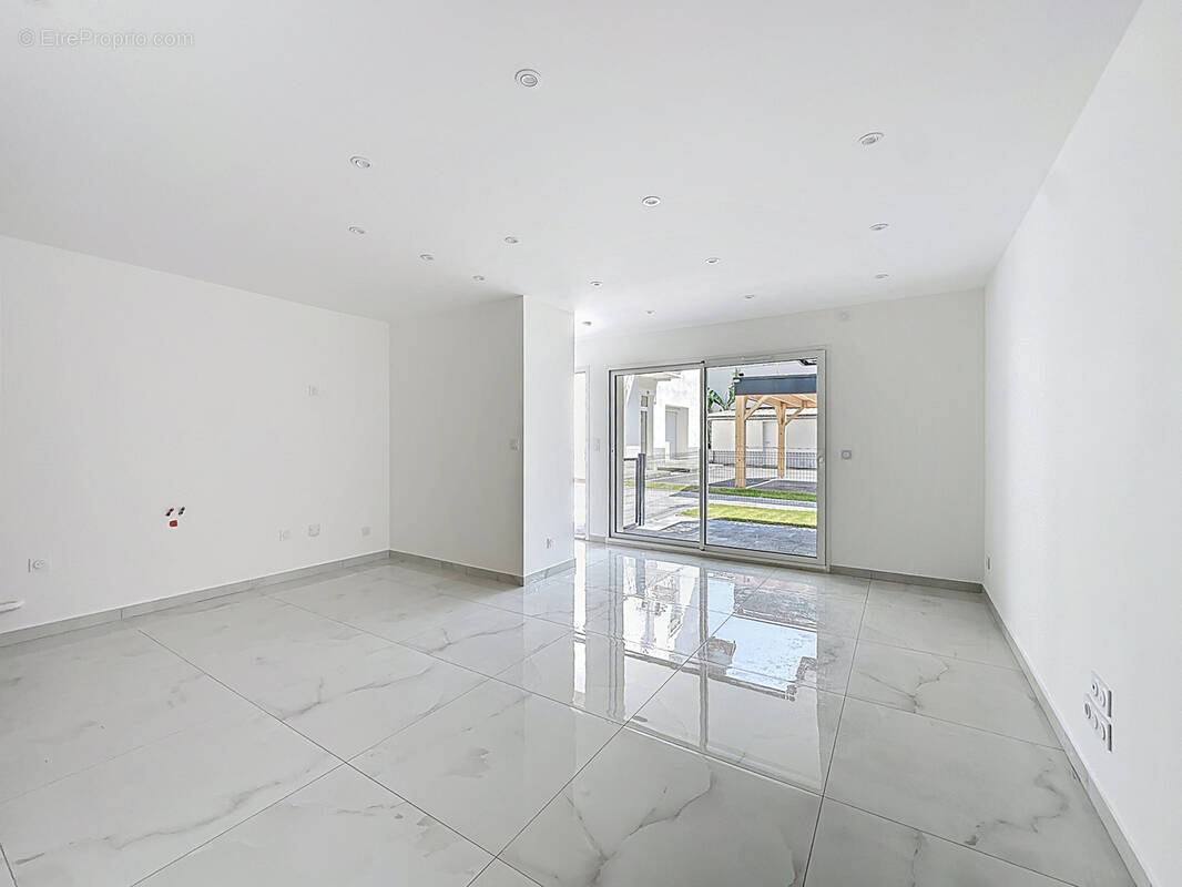 Appartement à AIX-LES-BAINS