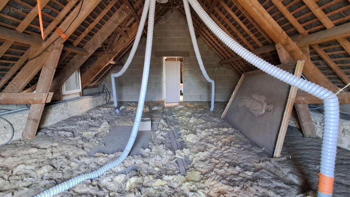 Maison à ERCE-EN-LAMEE