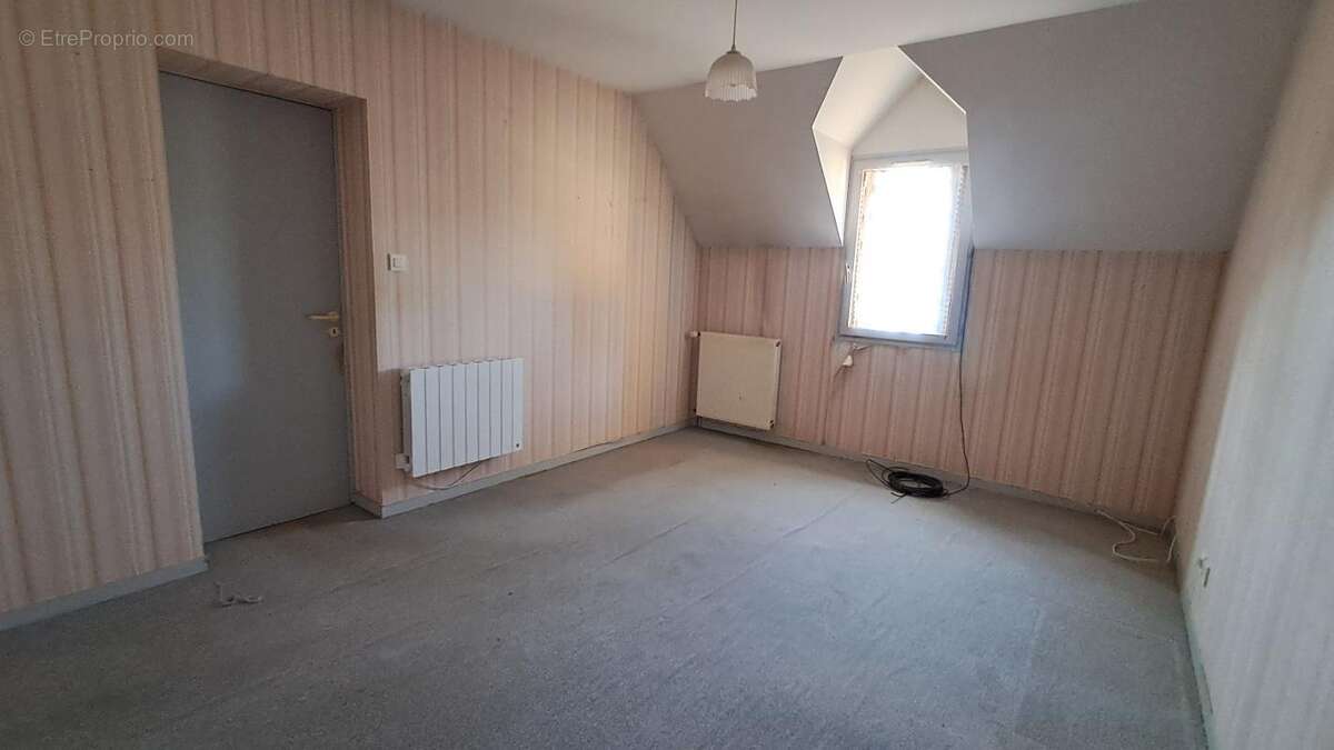 Maison à ERCE-EN-LAMEE