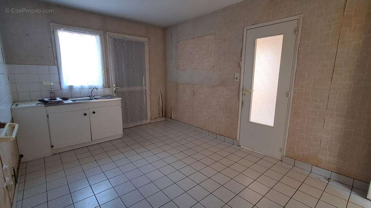 Maison à ERCE-EN-LAMEE