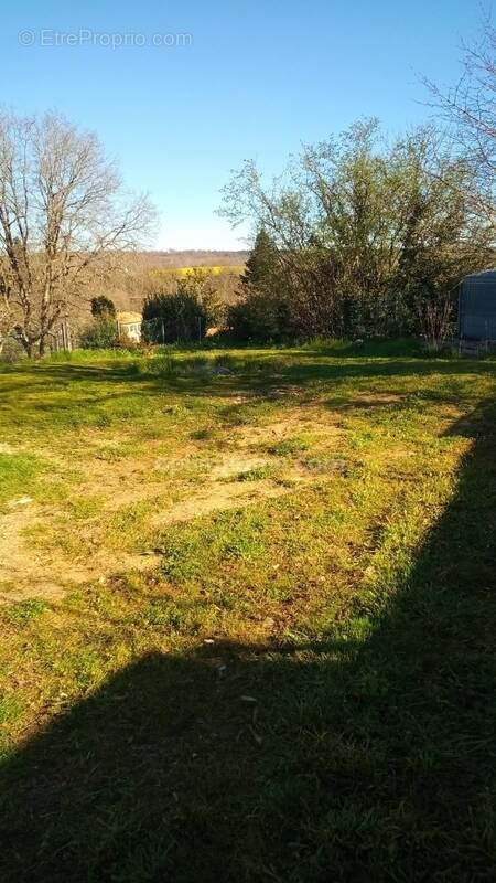 Terrain à MARTHON