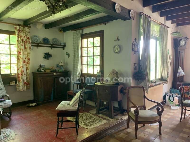 Maison à LES ATTAQUES