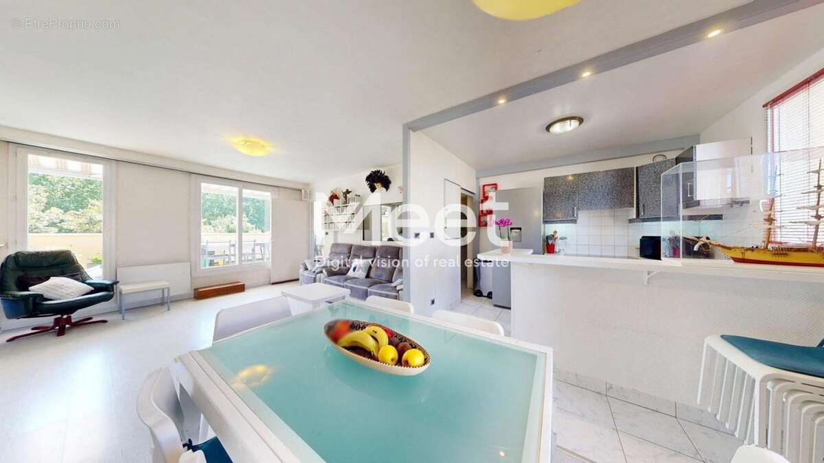 Appartement à MAUREPAS