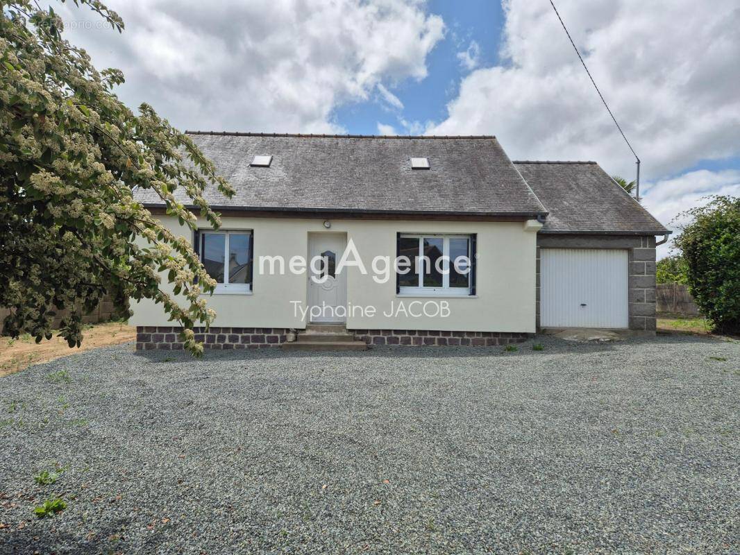Maison à PLOUEZEC