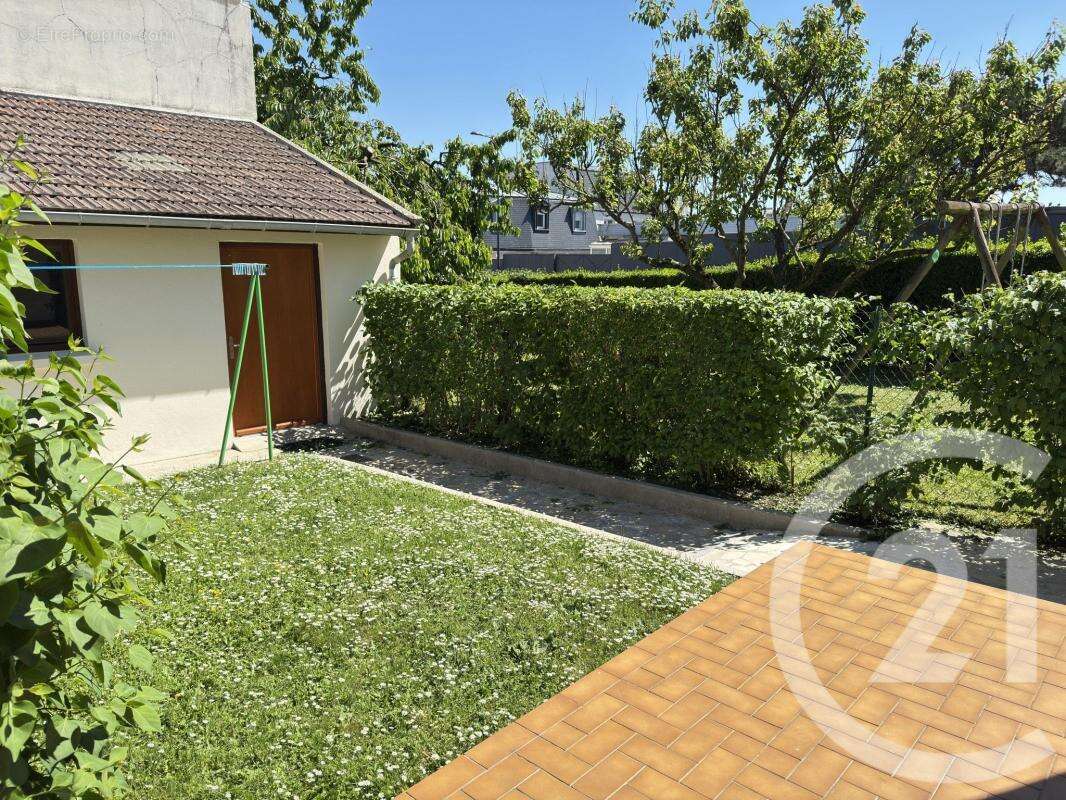 Maison à FONTENAY-SOUS-BOIS