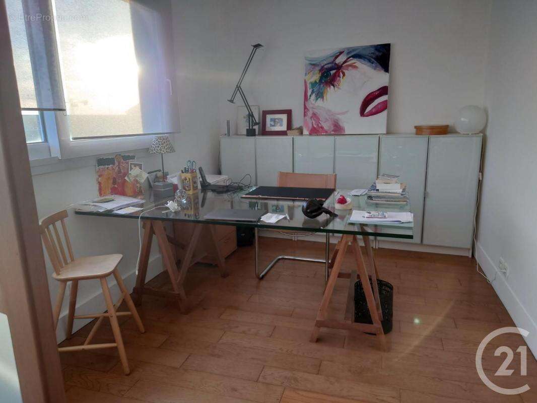 Appartement à FONTENAY-SOUS-BOIS