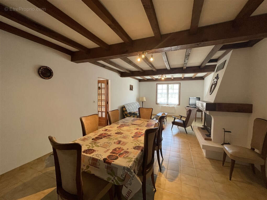 Maison à L&#039;EPINE