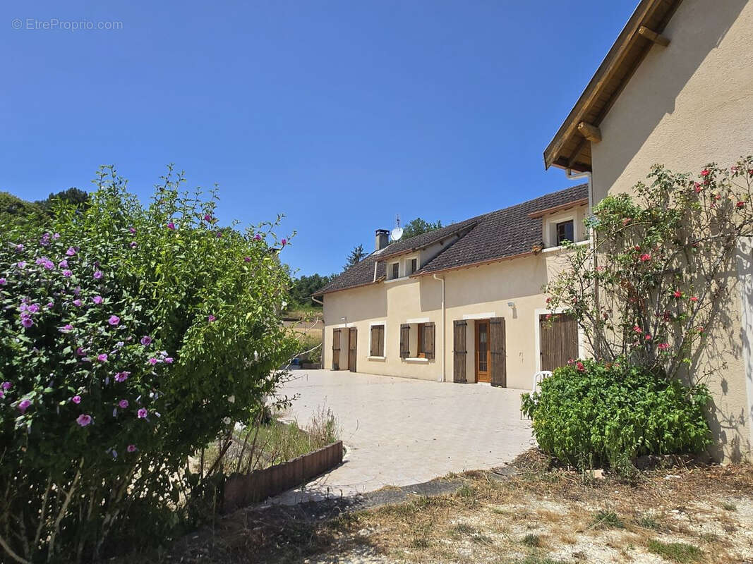 Maison à VILLAMBLARD