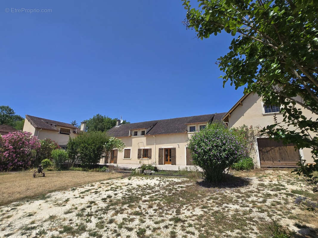 Maison à VILLAMBLARD