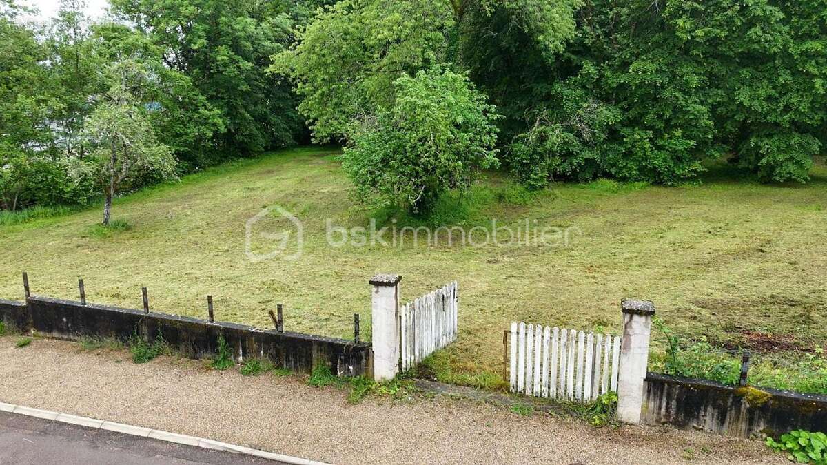 Terrain à LONGCHAMP