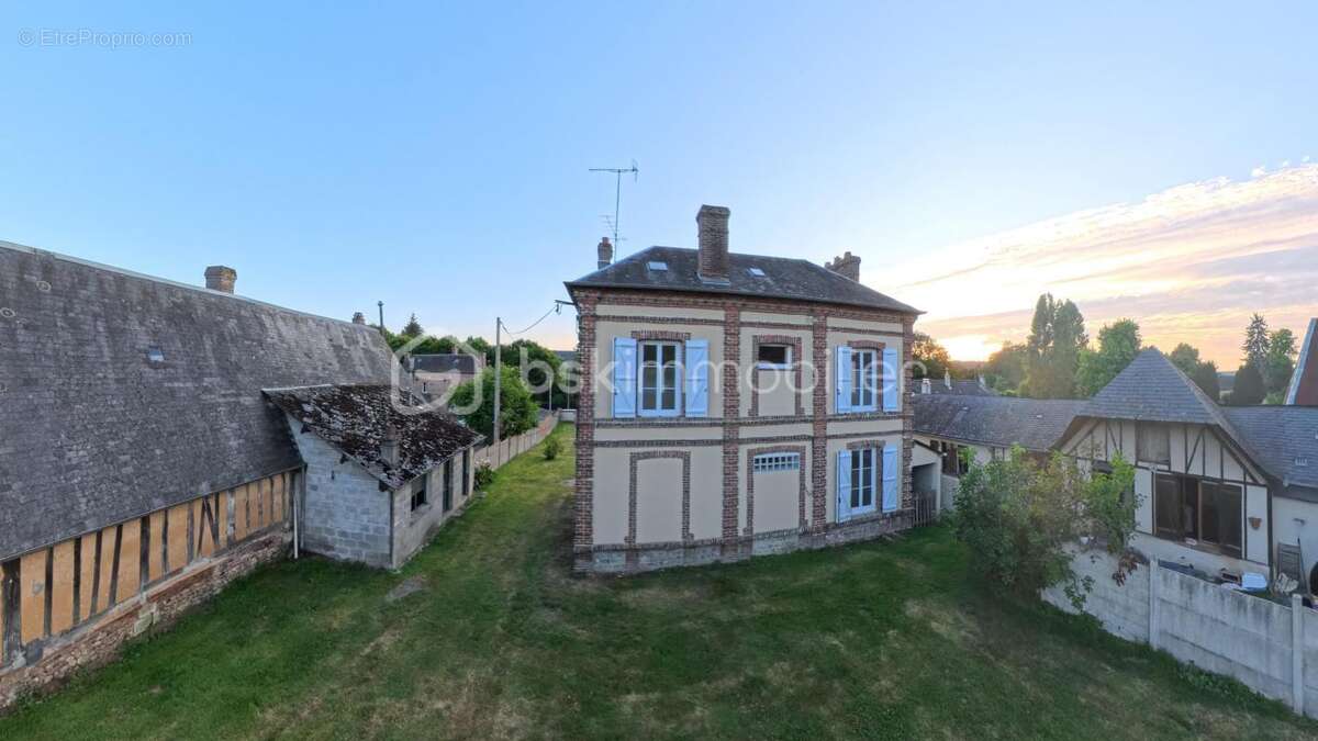 Maison à MONTFORT-SUR-RISLE