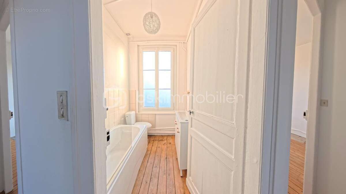 Maison à MONTFORT-SUR-RISLE