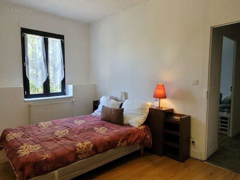 Maison à SAINTE-ALVERE