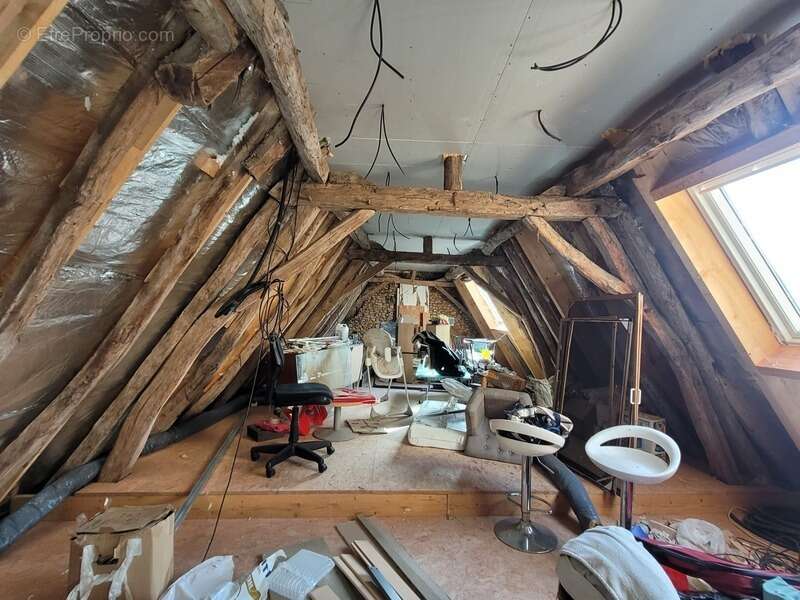 Maison à SAINTE-ALVERE