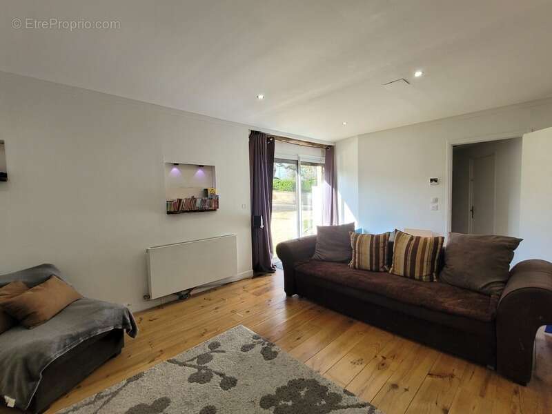 Maison à SAINTE-ALVERE