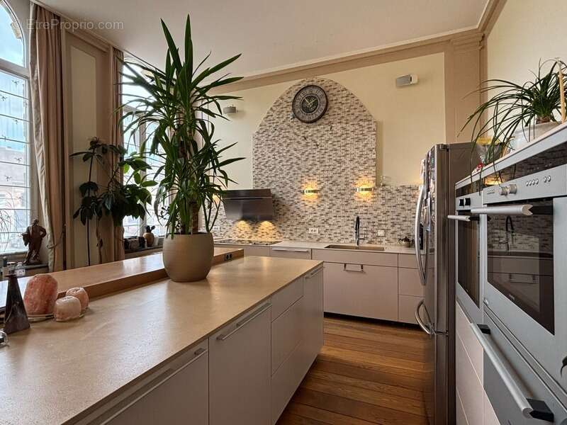 Maison à SOLRE-LE-CHATEAU