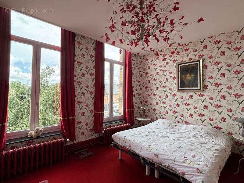 Maison à SOLRE-LE-CHATEAU