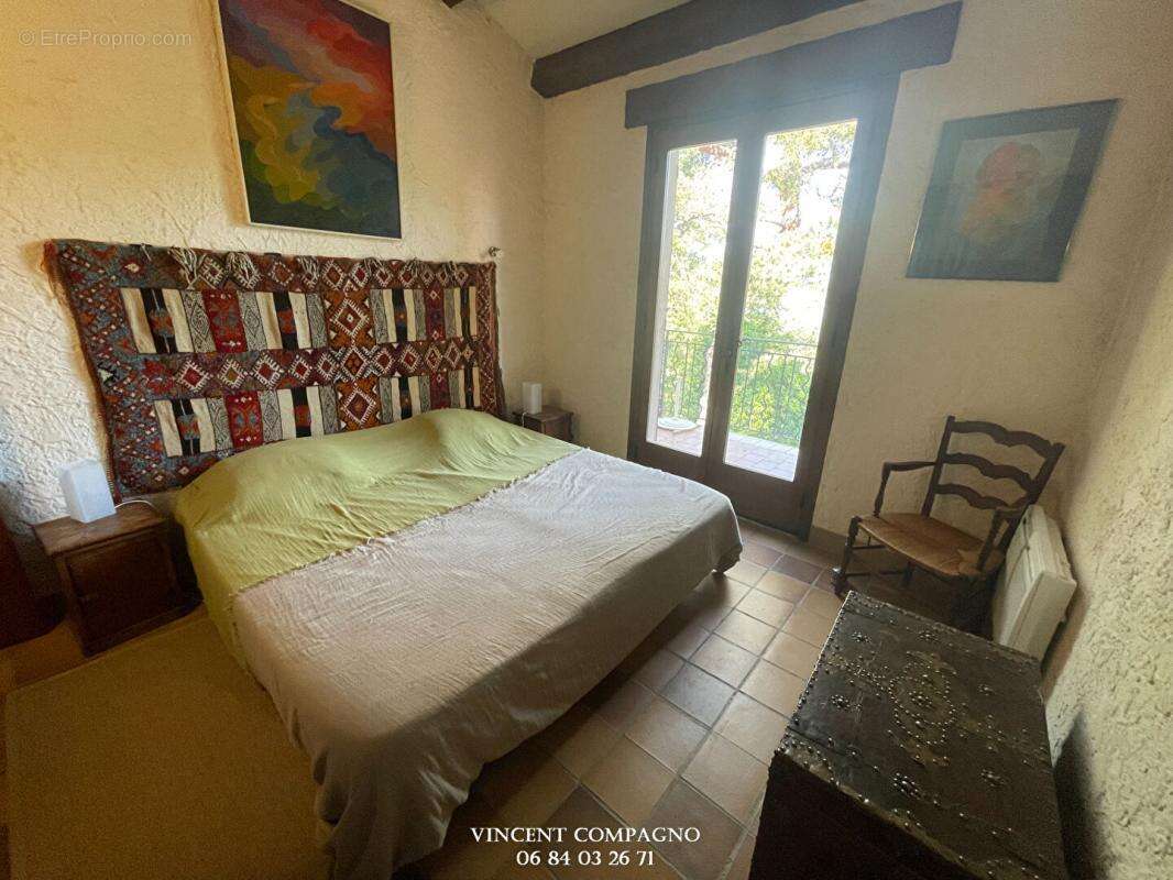 Maison à ESPARRON-DE-VERDON